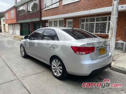 KIA Cerato Forte 2010 - imagen secundaria 2
