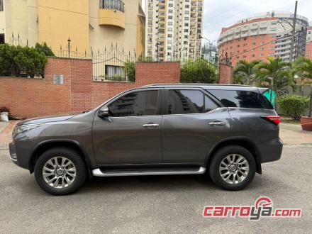 Toyota Fortuner 2021