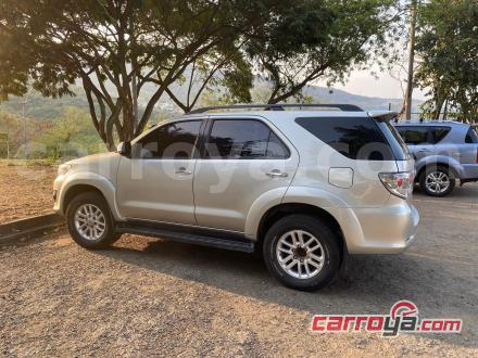 Toyota Fortuner 2013 - imagen secundaria 1