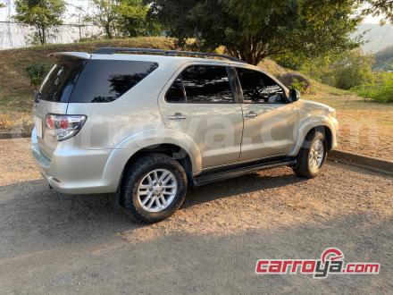 Toyota Fortuner 2013 - imagen secundaria 2