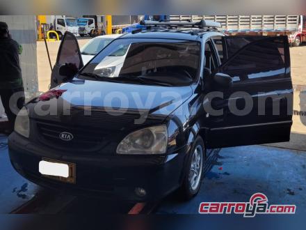 KIA Carens 2007 - imagen secundaria 1