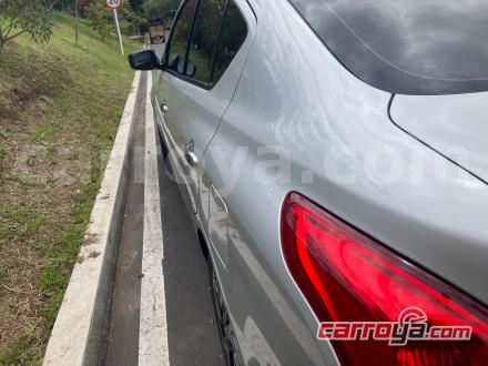 Nissan Versa 2020 - imagen secundaria 2