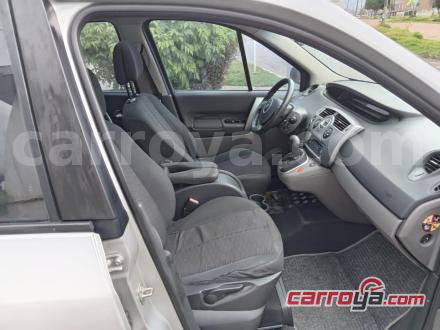 Renault Scénic (2007)  Cambios de aspecto y un Grand Scénic de