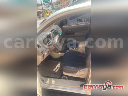 Toyota Fortuner 2008 - imagen secundaria 2