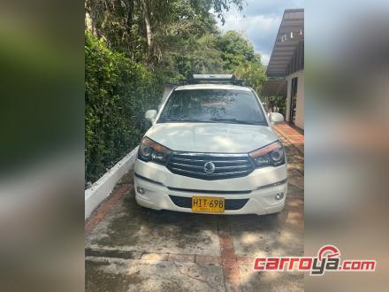 Ssangyong Rodius 2014