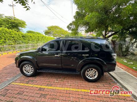 Toyota Fortuner 2014 - imagen secundaria 1
