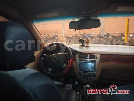 Chevrolet Optra 2004 - imagen secundaria 1