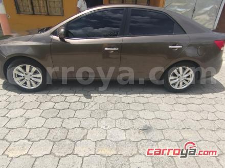 KIA Cerato Forte 2013 - imagen secundaria 2