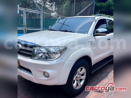 Toyota Fortuner 2011 - imagen secundaria 2