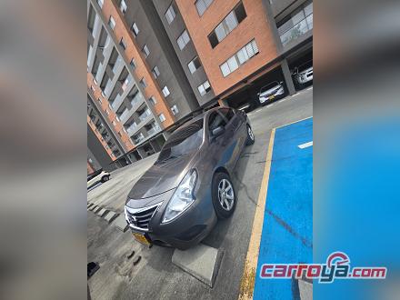 Nissan Versa 2020 - imagen secundaria 1