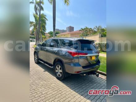 Toyota Fortuner 2022 - imagen secundaria 1