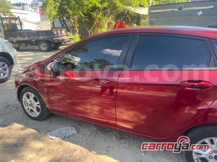 Ford Fiesta 2015 - imagen 1