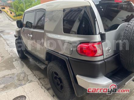 Toyota FJ Cruiser 2012 - imagen secundaria 2