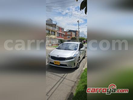 KIA Cerato Pro 2019 - imagen secundaria 1