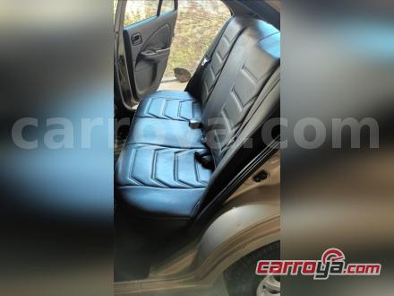 Nissan Almera 2008 - imagen secundaria 2