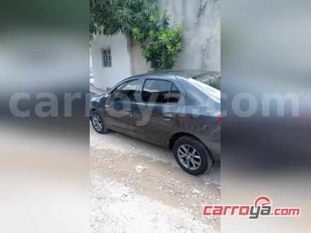 Renault Logan 2018 - imagen 1