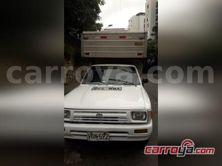 Toyota Hilux 1995 - imagen secundaria 1