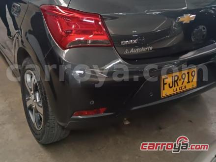 Chevrolet Onix 2019 - imagen secundaria 1