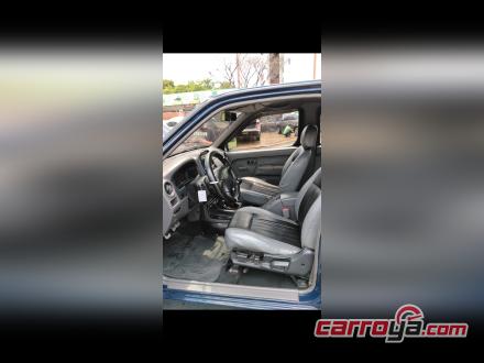 Nissan D22 Frontier 2011 - imagen secundaria 1