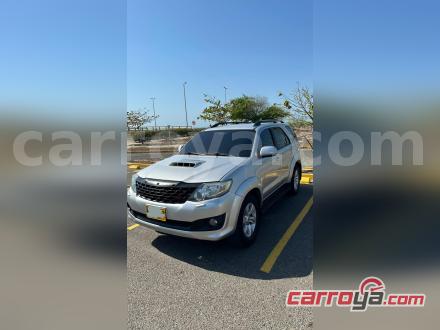 Toyota Fortuner 2014 - imagen secundaria 1