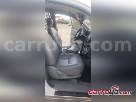 Toyota Hilux 2012 - imagen 1