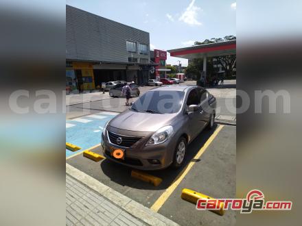 Nissan Versa 2013 - imagen secundaria 1