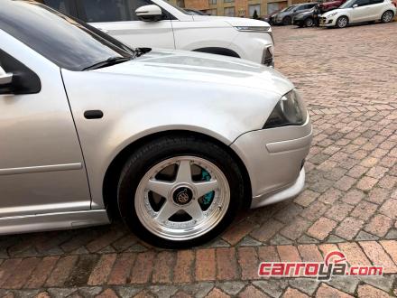 Volkswagen Jetta 2010 - imagen secundaria 1