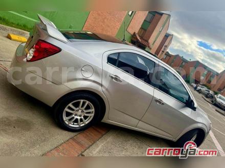 Chevrolet Sonic 2015 - imagen secundaria 1