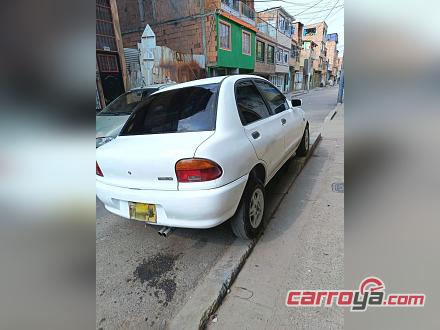 Mazda 121 1998 - imagen secundaria 1