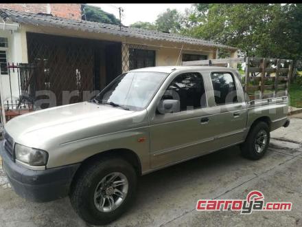 Mazda B2200 2001 - imagen secundaria 1