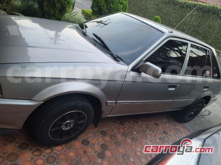 Mazda 323 2003 - imagen secundaria 1