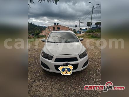 Chevrolet Sonic 2014 - imagen secundaria 1