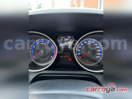 Hyundai Elantra 2013