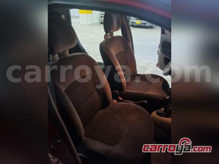 Renault Symbol II 2010 - imagen secundaria 2