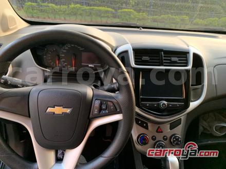 Chevrolet Sonic 2017 - imagen secundaria 1