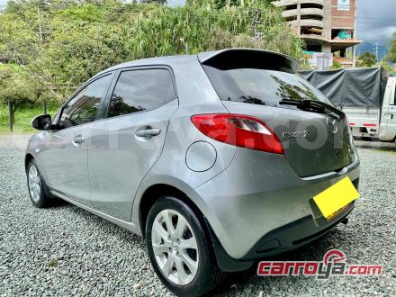 Mazda 2 2012 - imagen 1