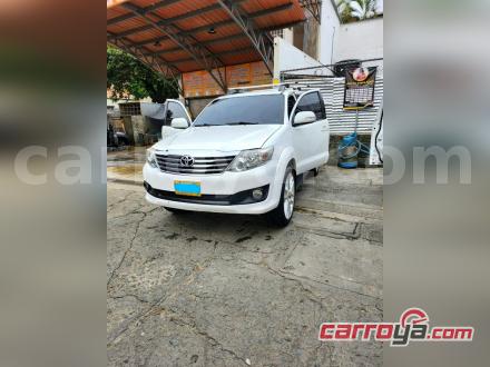 Toyota Fortuner 2014 - imagen secundaria 2