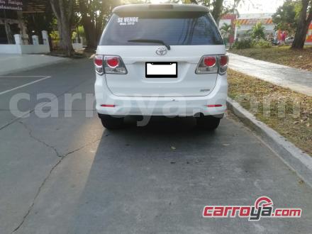 Toyota Fortuner 2013 - imagen secundaria 2