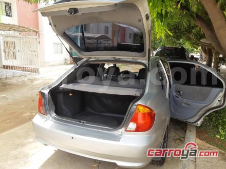 Hyundai Accent 2006 - imagen secundaria 2