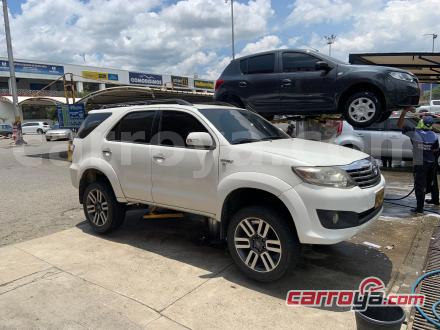 Toyota Fortuner 2011