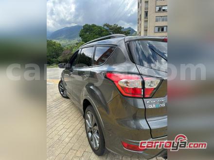 Ford Escape 2019 - imagen secundaria 2