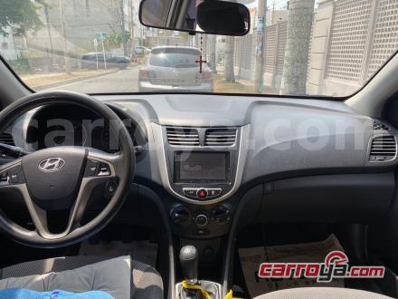 Hyundai i25 2014 - imagen secundaria 1