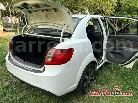 KIA Rio Xcite 2011 - imagen secundaria 1