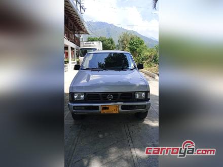 Nissan D21 2007 - imagen secundaria 1