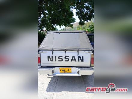 Nissan D21 2007 - imagen secundaria 2