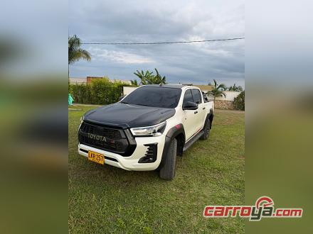 Toyota Hilux 2023 - imagen secundaria 1