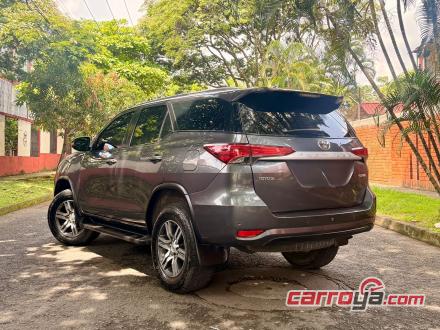 Toyota Fortuner 2017 - imagen secundaria 1
