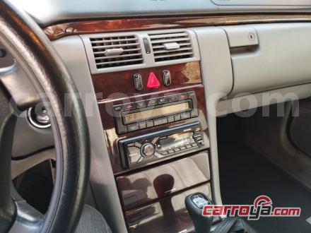 Mercedes Benz Clase E 1997 - imagen secundaria 1