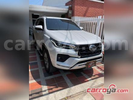 Toyota Fortuner 2023 - imagen 1