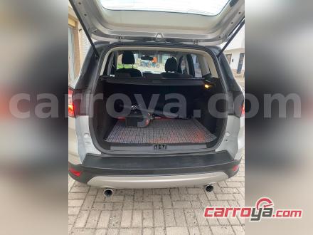 Ford Escape 2018 - imagen secundaria 2